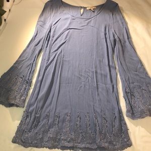 Blue bell sleeve dress with lace crochet detail